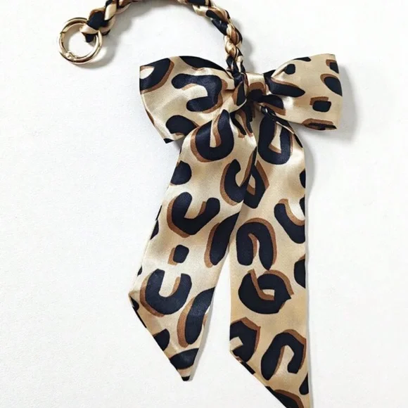 New leopard print 💼bow  bag purse charm - Picture 5 of 6